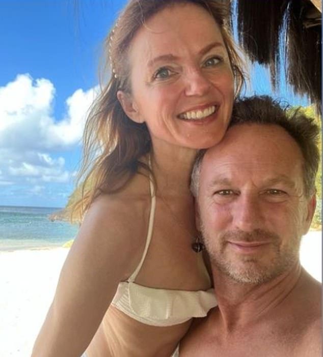 Horner and Halliwell in a holiday photo taken on an unknown beach at Christmas