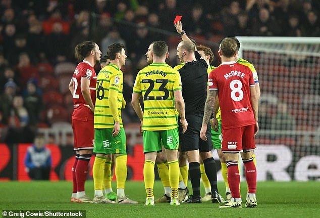 Referee Robert Madley waved the red card to Sainz after the flashpoints in the first half