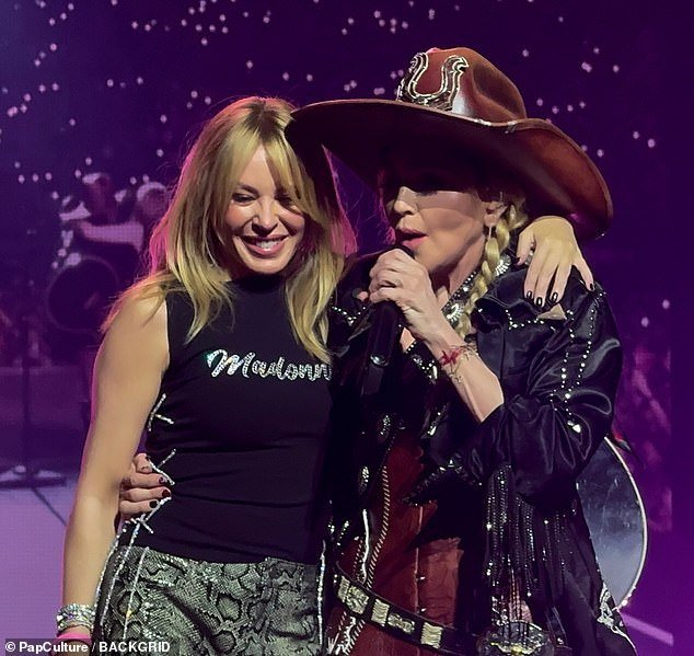 Madonna unveiled her 'very special guest' and then hugged the Padam Padam hitmaker to cheers from the crowd