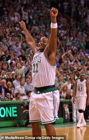 Davis, 38, won the 2008 NBA title with the Boston Celtics
