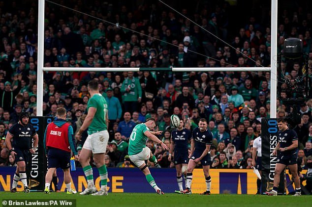 Irishman Jack Crowley kicked two penalties and two conversions against Scotland