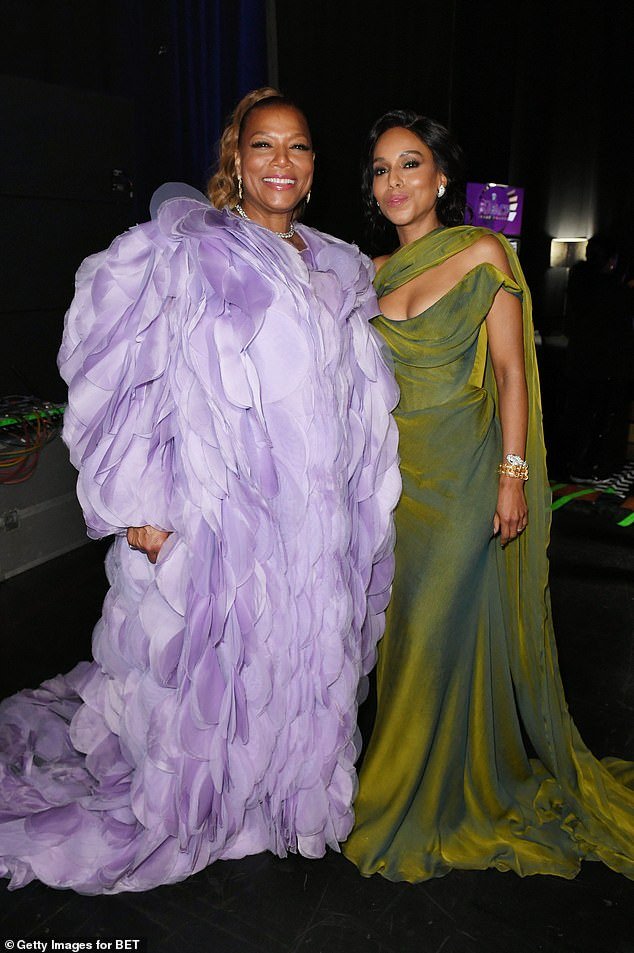 Queen Latifah hosted the event, all decked out in a lavender ensemble