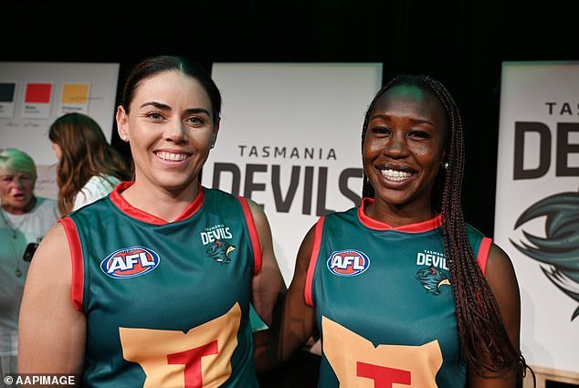 Players were allowed to wear the Foundation Guernsey for the first time ahead of the club's admission to the AFL in 2028