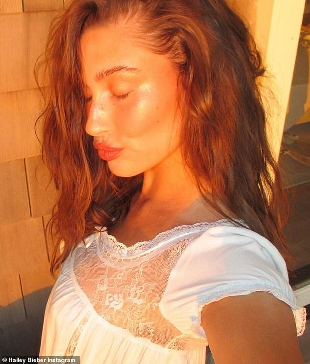 The 27-year-old model treated her 51 million followers to four portrait photos as the sun lit up her beautiful face