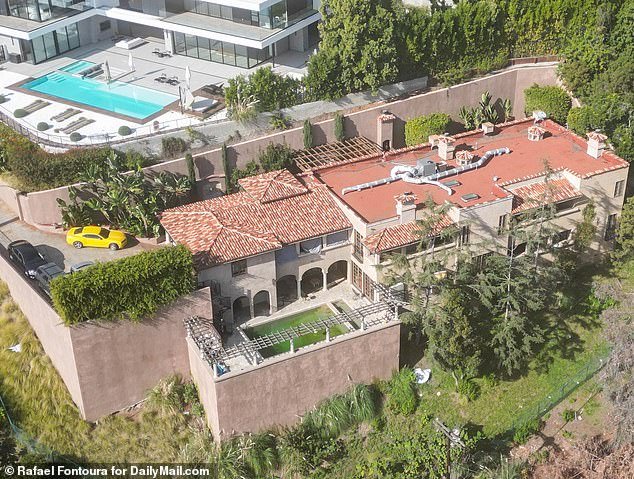 The residents of the $4.3 million mansion claimed to be valid tenants, but the homeowner and real estate agent deny that any lease agreements exist