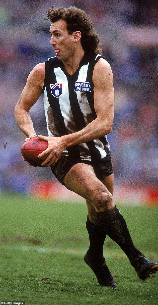 After his VFL debut in 1979, Daicos played 250 games for Collingwood, scoring 549 goals.