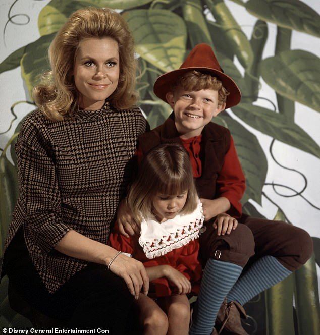 He was also in Bewitched in the episode Sam And The Beanstalk in 1969. Seen with Elizabeth Montgomery, left, and Erin Murphy, below