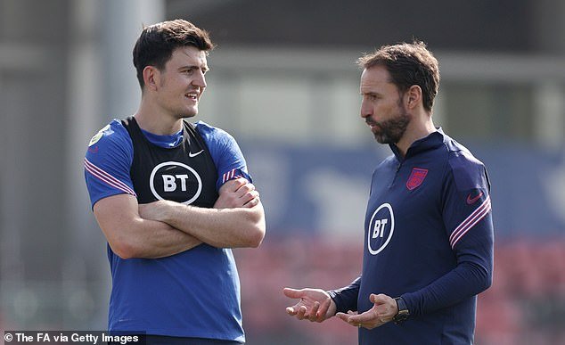 Harry Maguire has sent a message to the FA saying England players want Gareth Southgate to stay on as their manager
