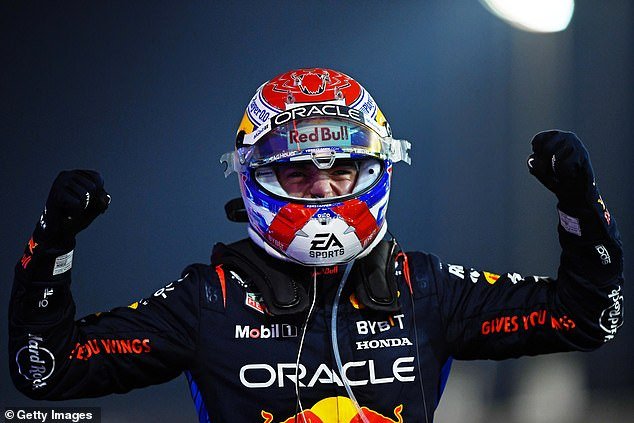 Max Verstappen cruises to victory at the F1 season opener