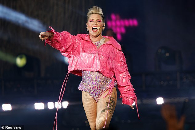 Pink has revealed she will be handing out surprise gifts to some lucky fans during the final concerts of her Australian Summer Carnival tour