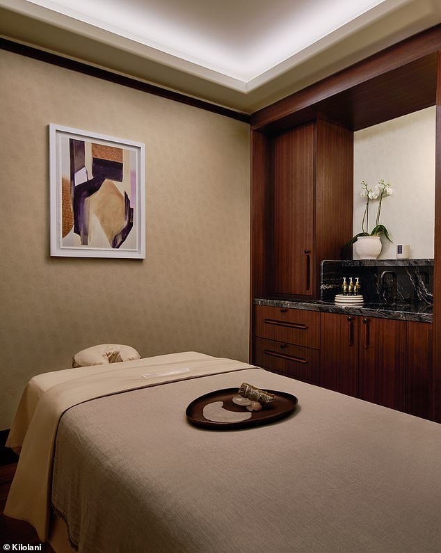 Inspired by moon phases, signature services combine soothing therapies and ancient practices to guide each guest into a state of alignment with the natural flow of the universe