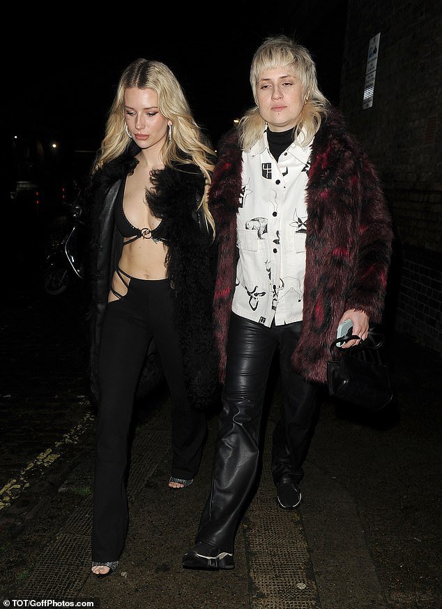 Lottie accentuated her natural beauty with a light makeup palette and was joined by a female friend for her night out on the town