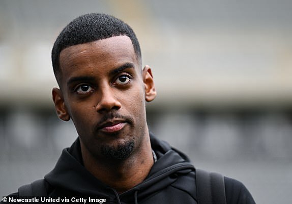 NEWCASTLE UPON TYNE, ENGLAND - APRIL 13: Alexander Isak of Newcastle United (14) arrives for the Premier League match between Newcastle United and Tottenham Hotspur at St. James Park on April 13, 2024 in Newcastle upon Tyne, England.  (Photo by Serena Taylor/Newcastle United via Getty Images)
