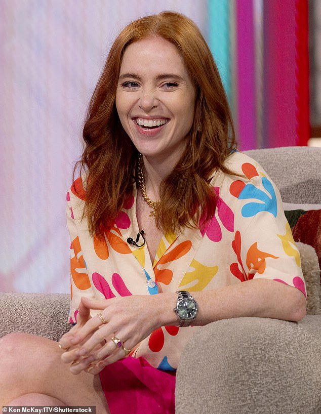 It has now been revealed that former Strictly Come Dancing star Angela Scanlon will host a branded breakfast show on both days from 7am to 10am.
