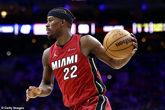 The Heat star stayed in the game and scored 19 points as Miami fell 105-104 to Philly