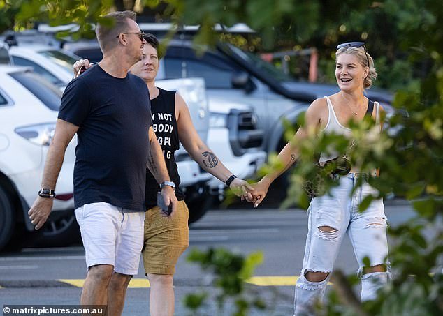 1713432306 779 Natalie Bassingthwaighte spotted in public with her new partner Pip