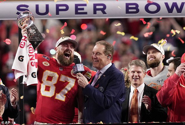 Kelce warned his new teammate that the adjustment period with the Chiefs will be humbling