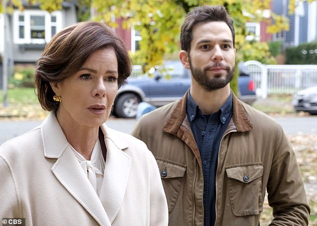 So Help Me Todd stars Skylar Astin as Todd, a struggling private investigator who reluctantly takes a job at the law firm of his successful attorney mother Margaret (Marcia Gay Harden).