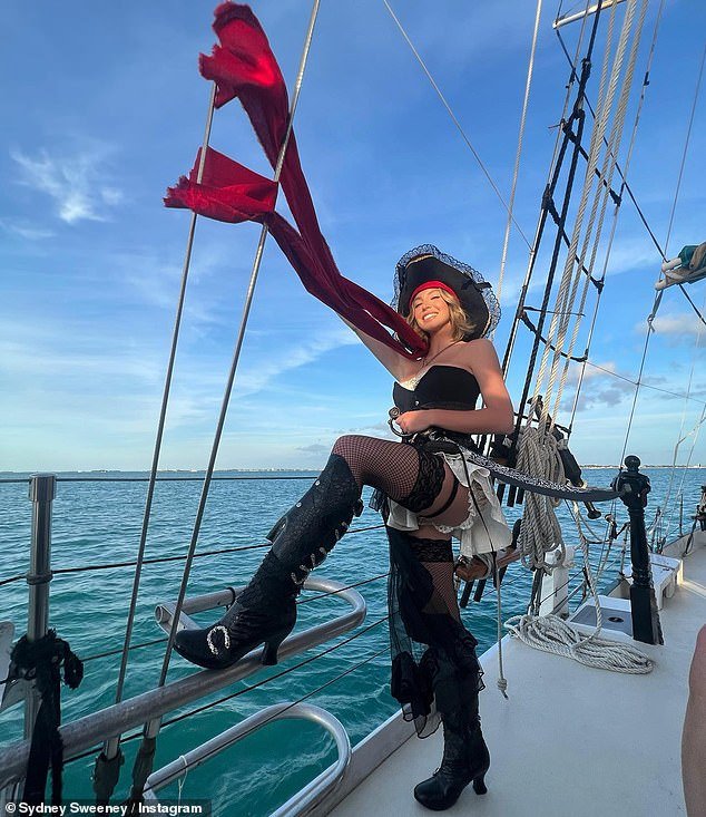 Sweeney also shared photos of herself striking some sexy poses in the same pirate outfit while on a sailboat on the ocean