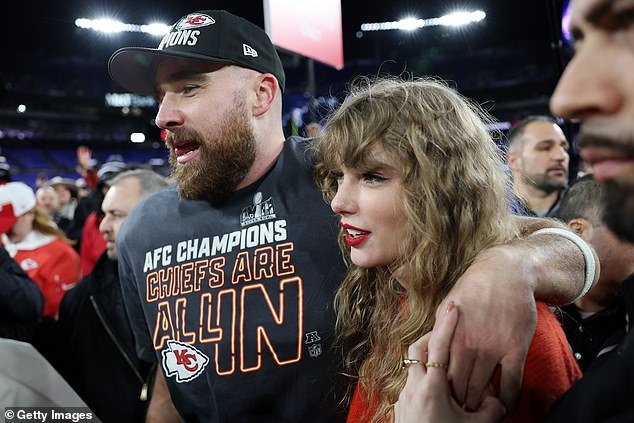 Swift is currently dating Kansas City Chiefs star Travis Kelce