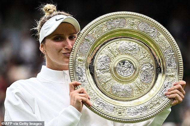 Vondrousova became the first unseeded Wimbledon women's singles champion last year