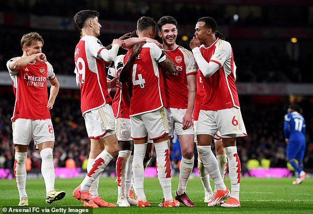 Arsenal revived in their 5-0 win over Chelsea and denied claims they were choking
