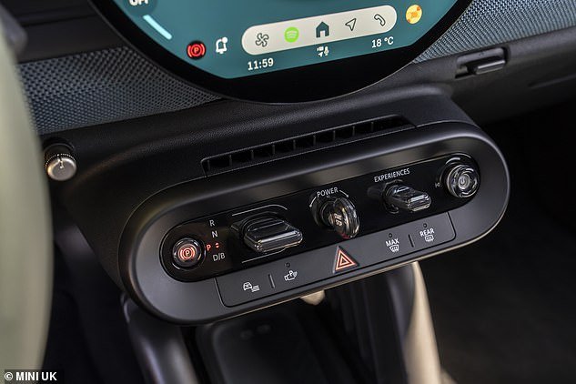 Mini hasn't done away with buttons, though, as the Aceman still has switches and an 'Experience Mode' selector that lets you switch between eight ambient light and sound modes