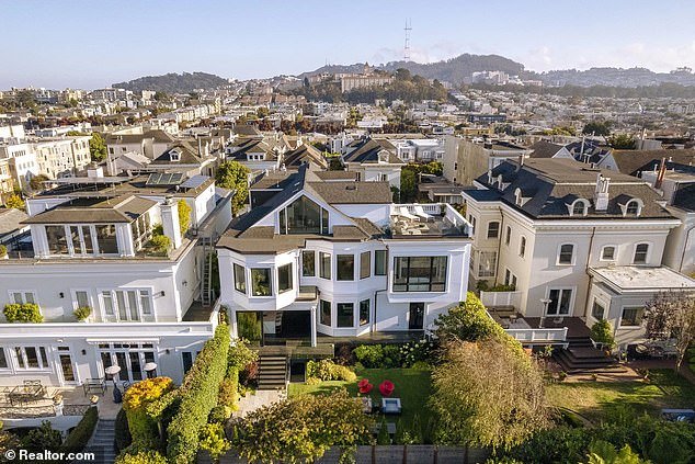 Butterfield also owns a $19 million home in San Francisco, which has seven bedrooms and eight bathrooms and is located in the upscale Presidio Heights neighborhood.
