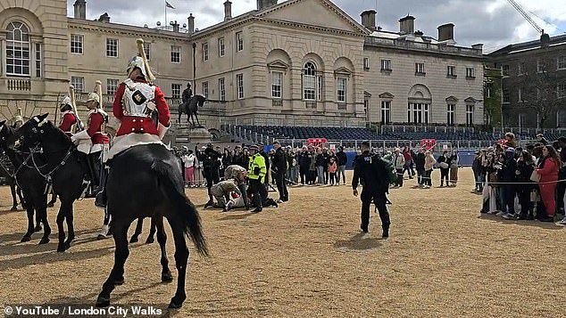 In a heartwarming display, the gathered crowd applauded as the rider managed to stand
