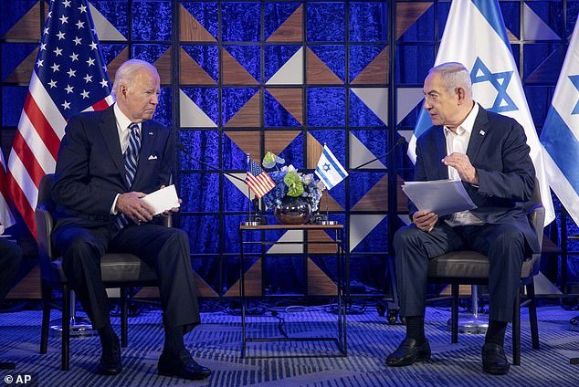 US President Joe Biden (left) meets with Israeli Prime Minister Benjamin Netanyahu