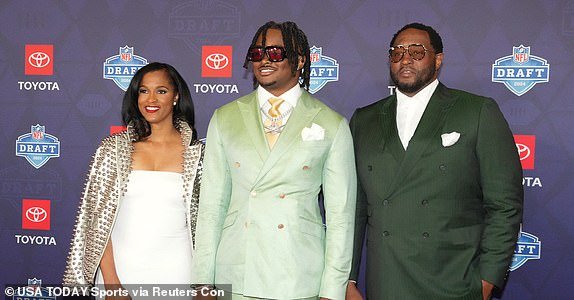 April 25, 2024;  Detroit, MI, USA;  Alabama Crimson Tide linebacker Dallas Turner is on the red carpet ahead of the 2024 NFL Draft at the Fox Theater in Detroit.  Mandatory credit: Kirby Lee-USA TODAY Sports