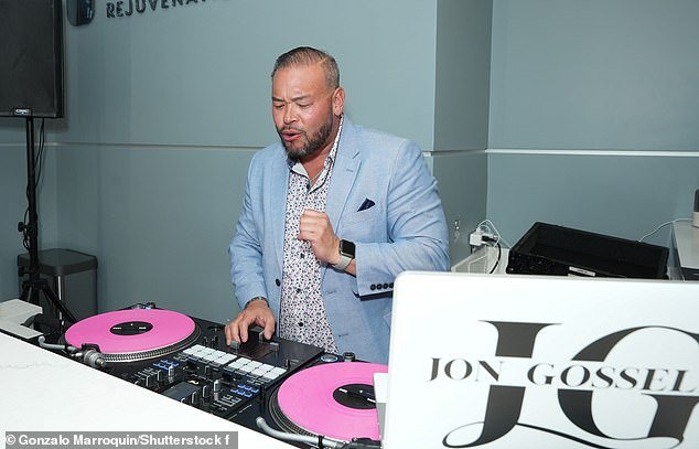 Jon Gosselin was the evening's official DJ, spinning tunes for the guests for hours
