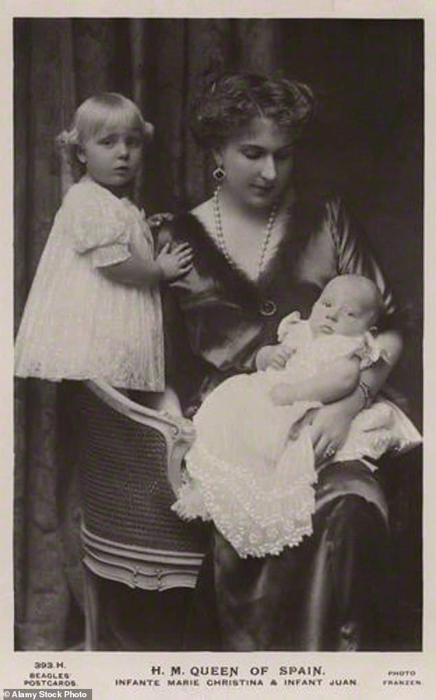 Ena, Queen of Spain with her children Infanta Maria Cristina and Infante Juan in 1913