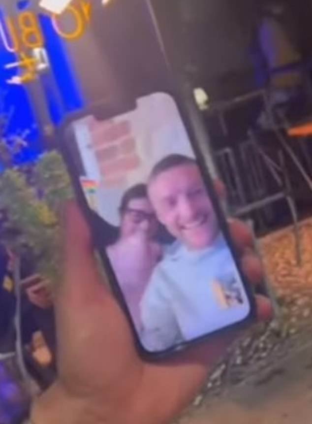 Dennis Wise shared a Facetime conversation with Jamie Vardy and his wife Rebekah on Friday evening