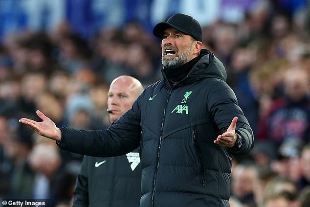 Jurgen Klopp has made the bold decision after their riotous display against Everton
