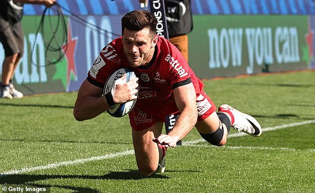 Kinghorn crosses for the second of his two tries in the European win over Exeter