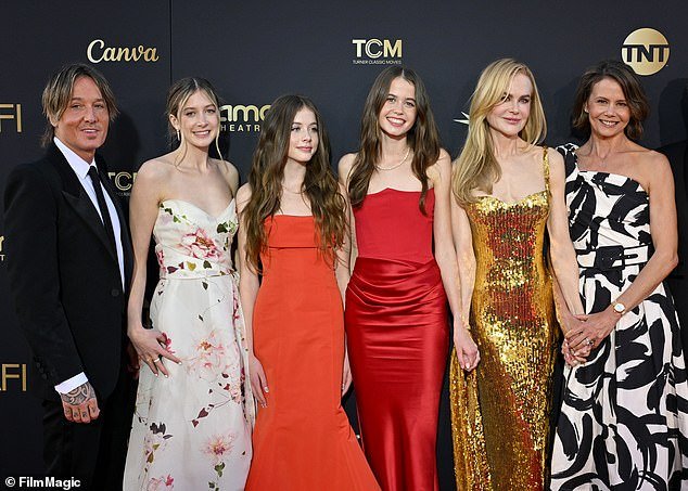 Despite Bella and Connor not attending the Moulin Rouge actor's big night this weekend, she was supported by husband Keith, their daughters Sunday and Faith, sister Antonia and niece Sybella Hawley.  All depicted
