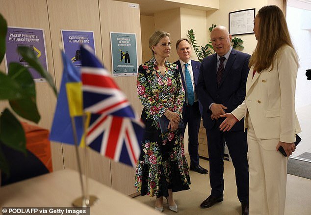 She also visited the United Nations Population Fund (UNFPA), where she met victims of the Russian invasion