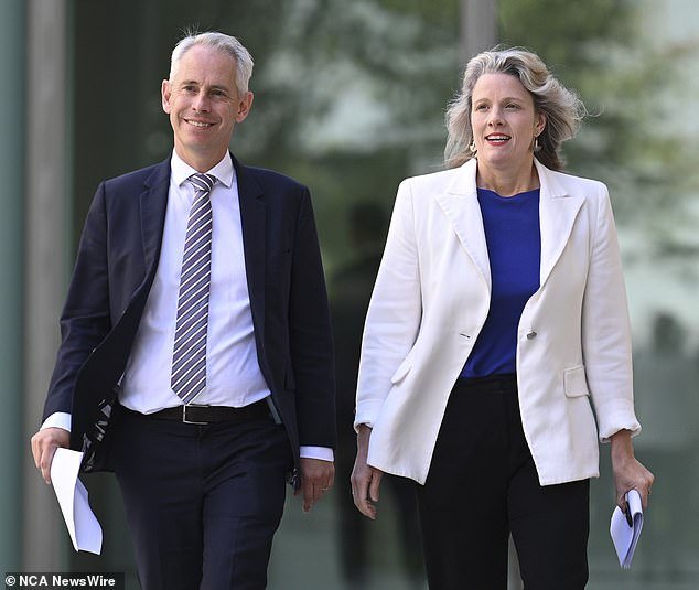 The federal opposition has called for the immediate resignation of Home Secretary Clare O'Neil (right) and Immigration Minister Andrew Giles (left).