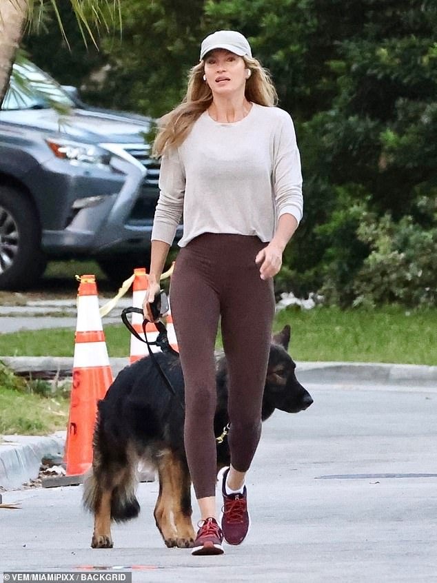 Gisele Bündchen looked somber as she stepped out of Miami Beach, Florida, on Thursday, hours after she was seen crying after being pulled over by police