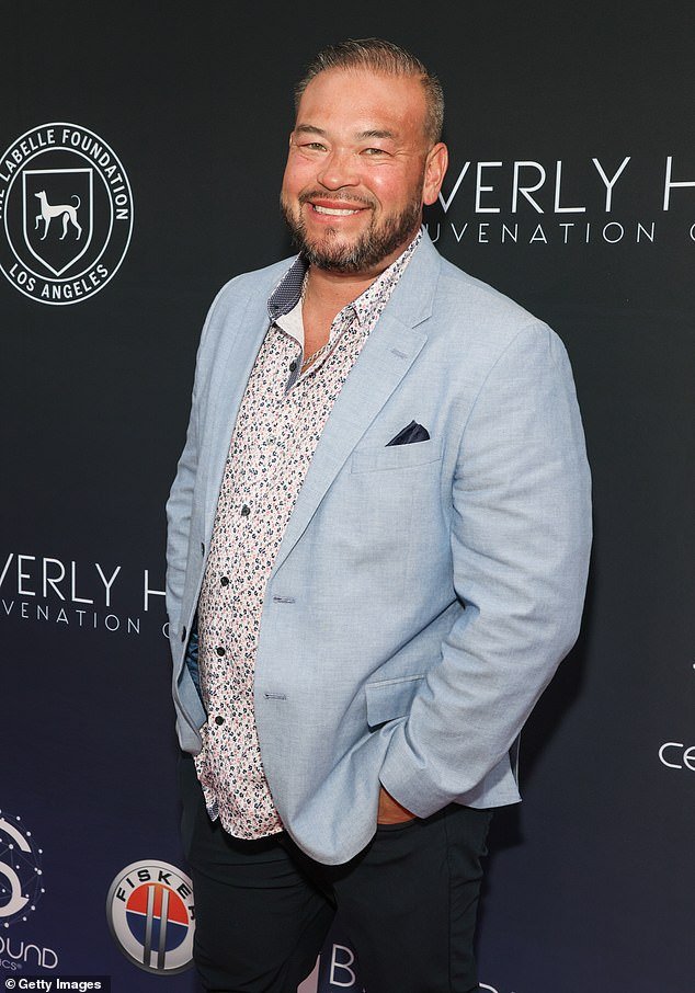 Jon Gosselin admitted that he used Ozempic to lose about 32 pounds in two months.  The Jon & Kate Plus 8 star, 47, revealed he started taking semaglutide, the generic form of Ozempic, in February and celebrated his results
