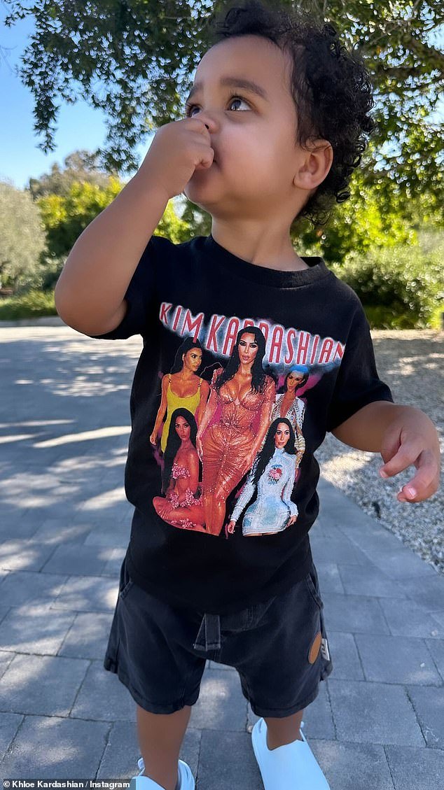 Khloe Kardashian's 21-month-old Son Tatum Sports A Kim Kardashian Shirt ...