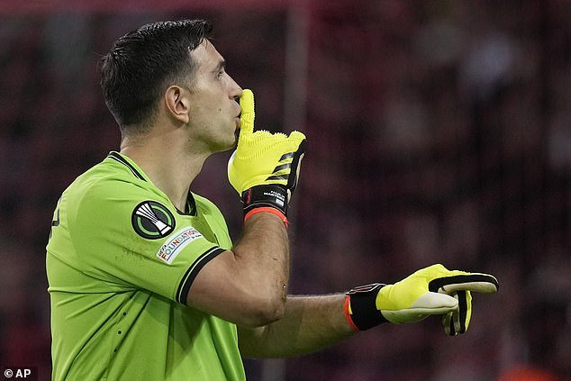 Emiliano Martinez was teased by Lille fans and enjoyed every moment on Thursday
