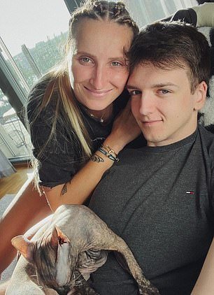Vondrousova's husband stayed home in Prague during her Wimbledon run last year to care for their cat