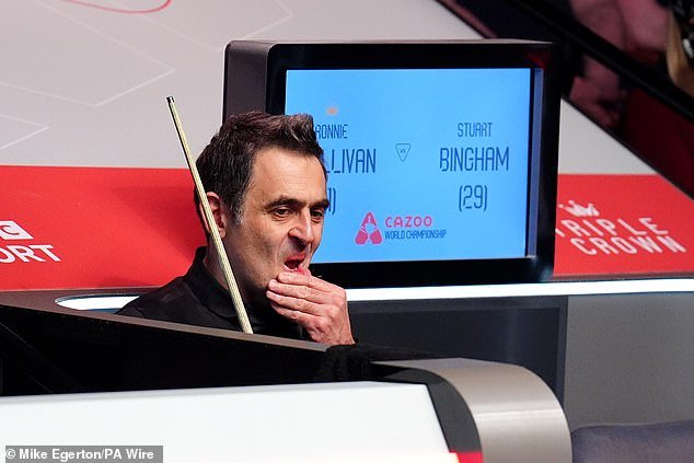 1714596570 965 Ronnie OSullivan crashes OUT of the World Snooker Championship as