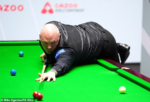 1714596573 330 Ronnie OSullivan crashes OUT of the World Snooker Championship as