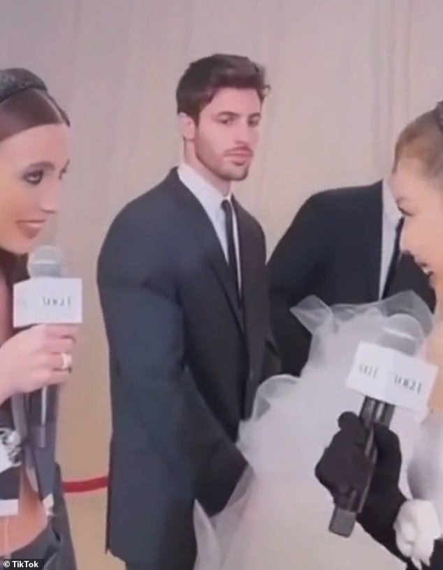 At last year's gala, an interview between Emma Chamberlain and Jennie Kim quickly went viral after the cameraman became distracted by Casnighi's stunning beauty.